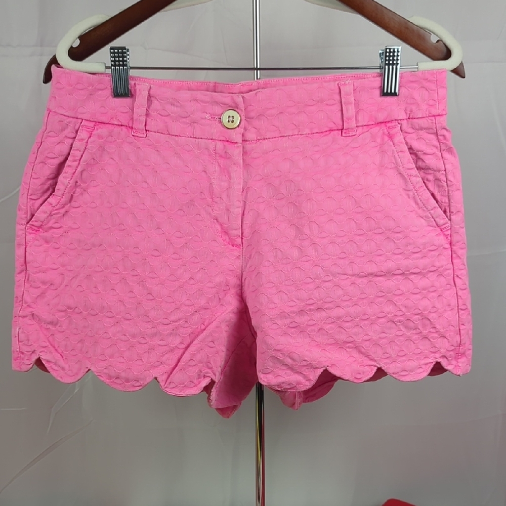 crown & ivy Bright Pink Scalloped Women's Shorts